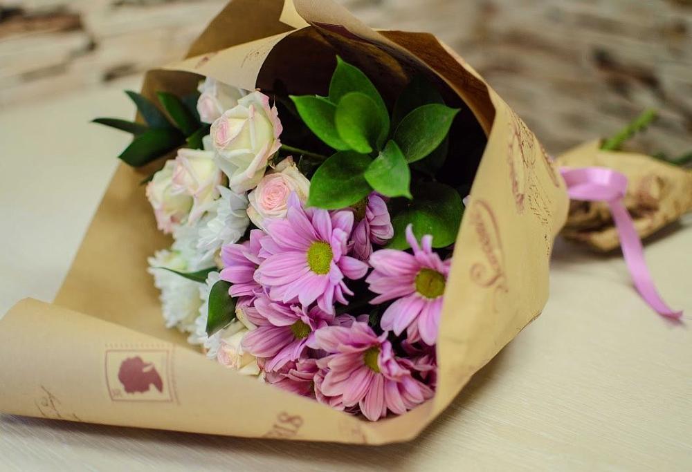 Букет цветов из: Розы и Хризантемы в Пахомово