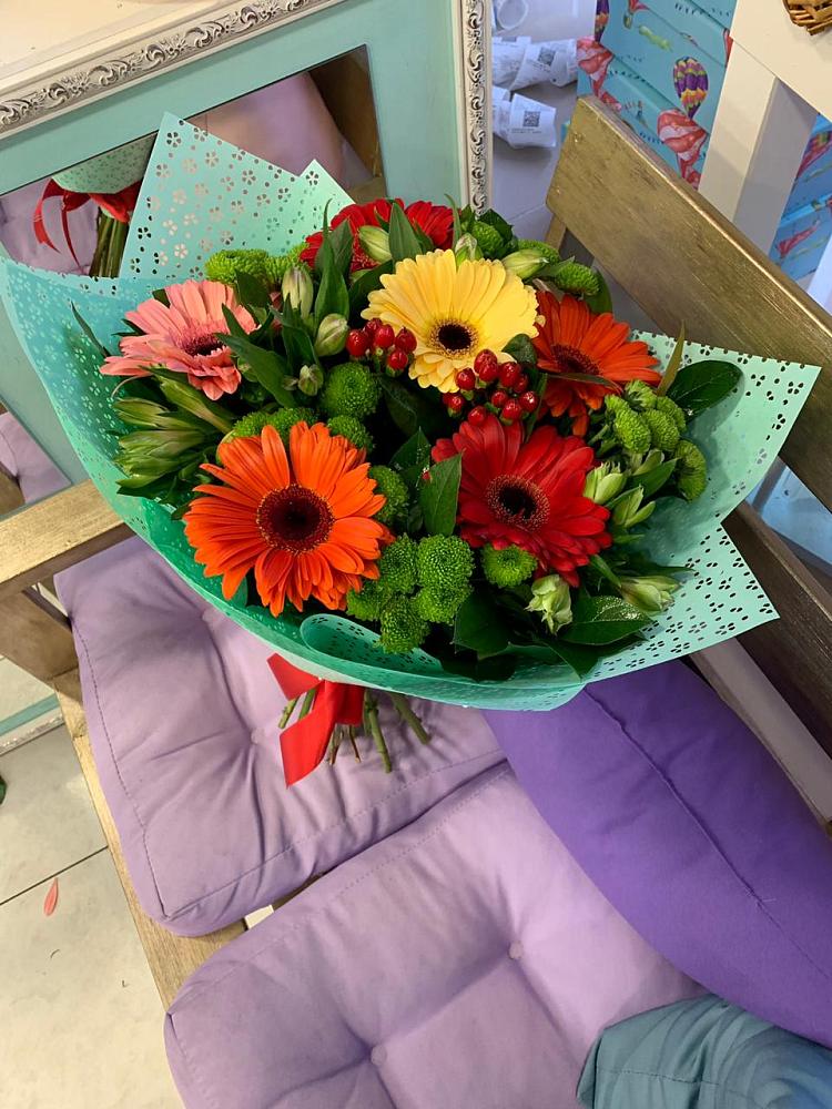 Букет цветов из: Герберы, Хризантемы и Альстромерии в Пахомово