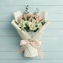 Букет цветов из:  Альстромерии в Пахомово