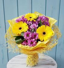 Букет цветов из:  Хризантемы и Герберы в Пахомово