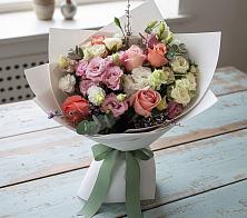 Букет цветов из:  Розы, Лизиантусы и Гвоздики в Пахомово