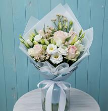 Букет цветов из:  Розы и Лизиантусы в Пахомово