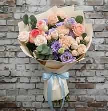 Букет цветов из:  Розы, Лизиантусы и Гвоздики в Пахомово